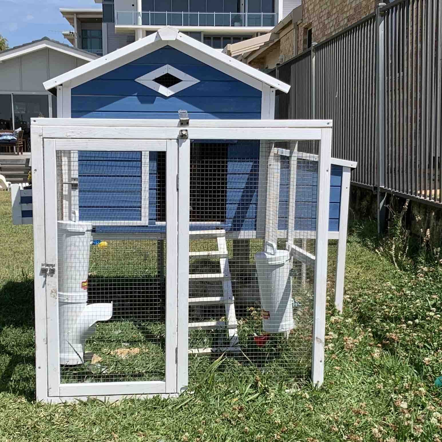 chicken-coop-set-up.jpg